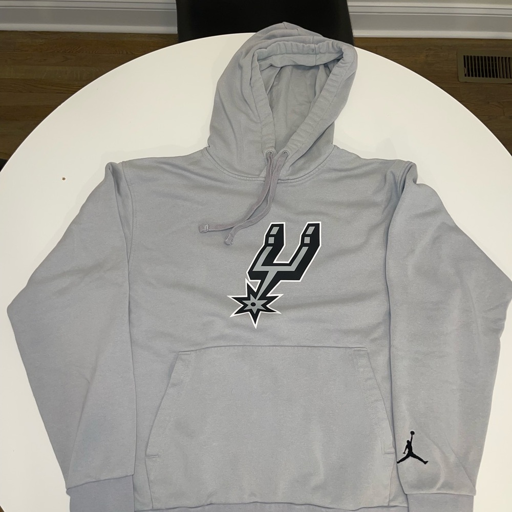NBA/JUMP MAN Large Gray Hoodie with SPURS Logo